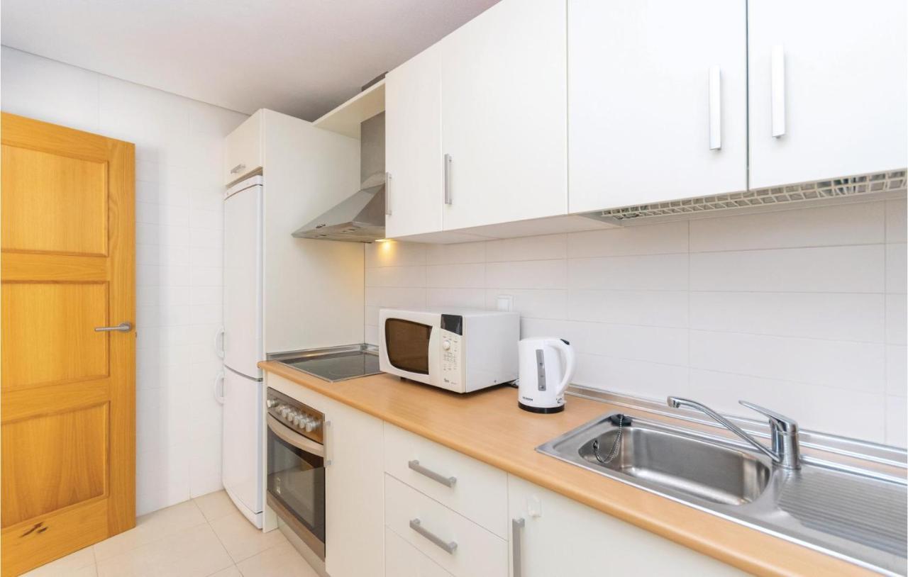 2 Bedroom Amazing Apartment In Roldan Los Tomases Bagian luar foto
